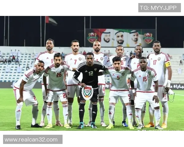 足球转会风云：多位球星大换血 新赛季豪门球队阵容大揭秘